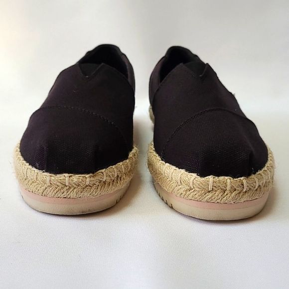 TOMS Espadrille Slip on - Picture 4 of 7